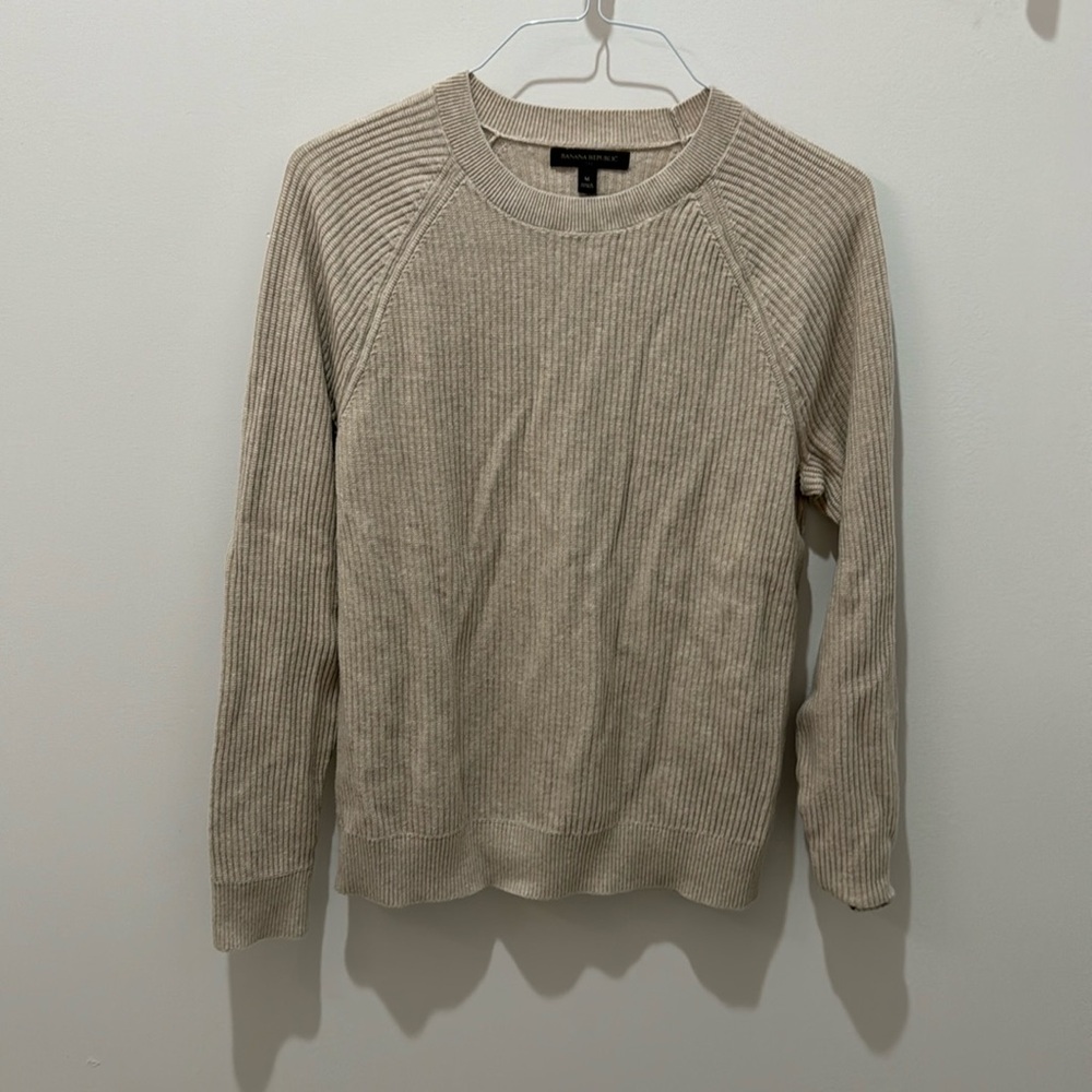 Cream Banana Republic Swester